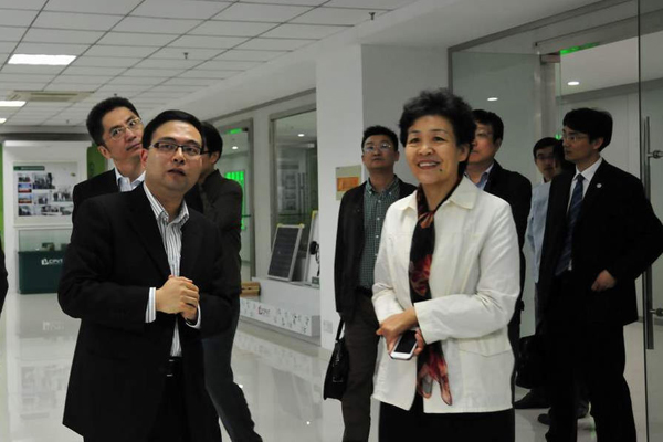 ��̼�ŷź�̼�p���u(p��ng)�r(ji��)�C(j��)��(g��u)�J(r��n)���P(gu��n)�I���g(sh��)�о����n�}����a(ch��n)Ʒ�z�y(c��)��(sh��)�(y��n)���J(r��n)��ʾ������ͨ�^�(y��n)��