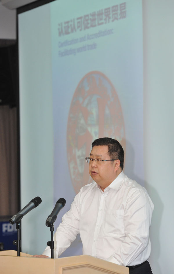 �����������J(r��n)�������}����ھ��e�k