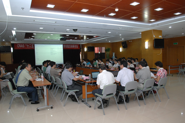 �`��Ⱥ��·��  ���M(j��n)��(zh��n)���о�