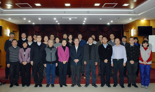 2013���CNAS�����(y��n)�C���I(y��)ί�T������ھ����_